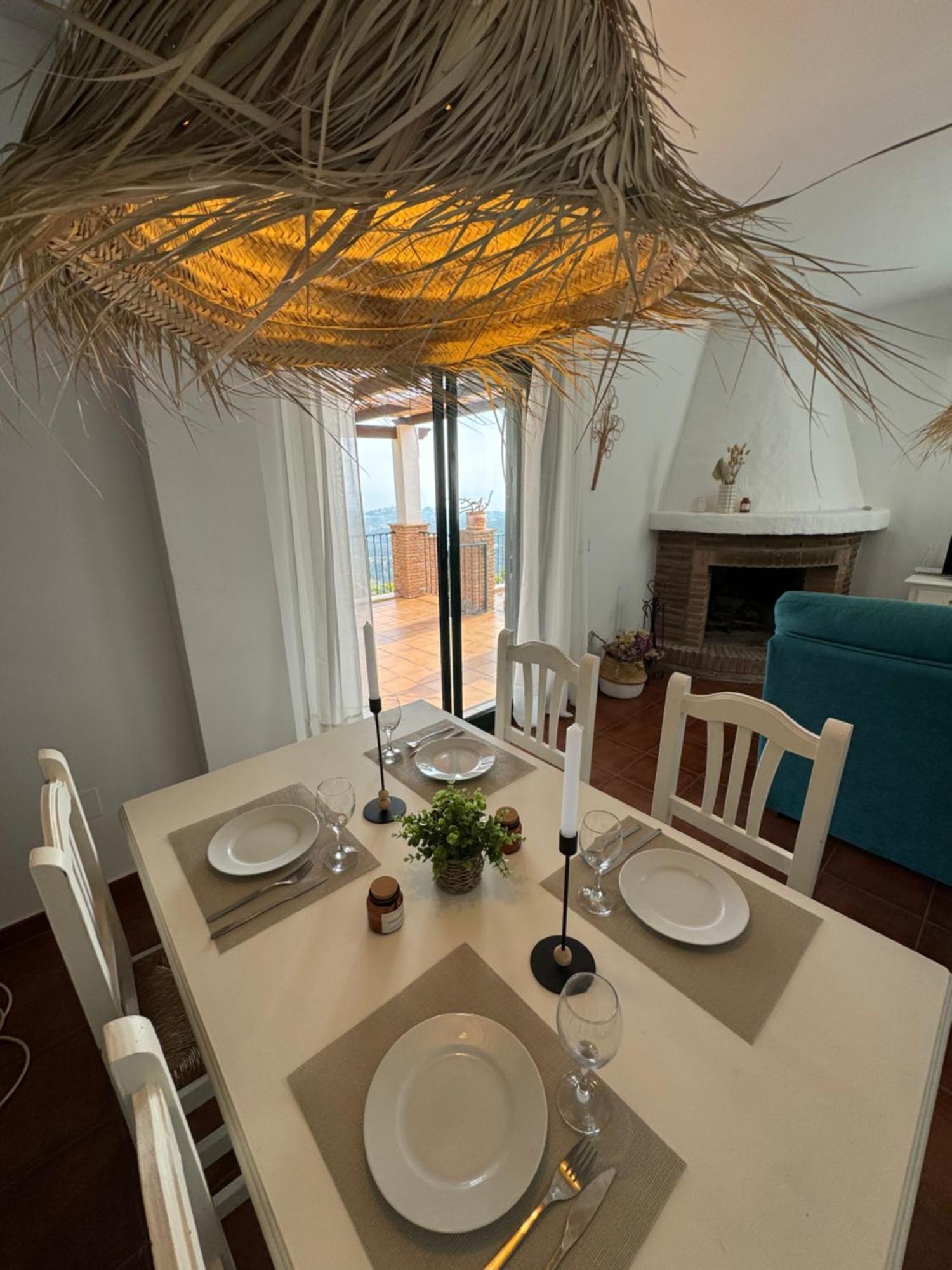 Villa En Frigiliana Con Piscina, Jacuzzi Y Espectaculares Vistas Экстерьер фото